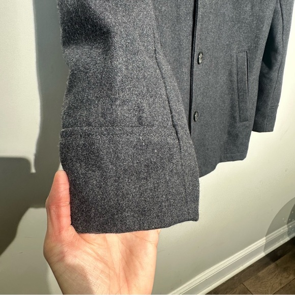 GH BASS CO Men’s Jacket Coat Dark Gray Wool Blend Heavy Warm Size SMALL - Picture 4 of 15